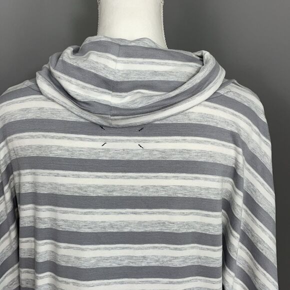 Lou & Grey Cowl Neck Short Sleeve Striped Sweater. Size Medium. New with… - Picture 5 of 11